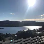 House With Oceanview, 4 Bedrooms, Close To Bergen Alversund