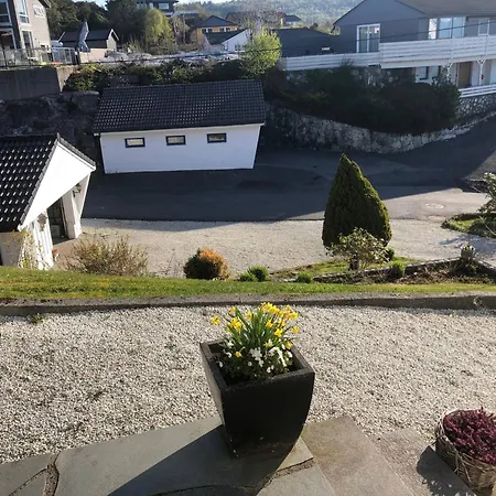 House With Oceanview, 4 Bedrooms, Close To Bergen