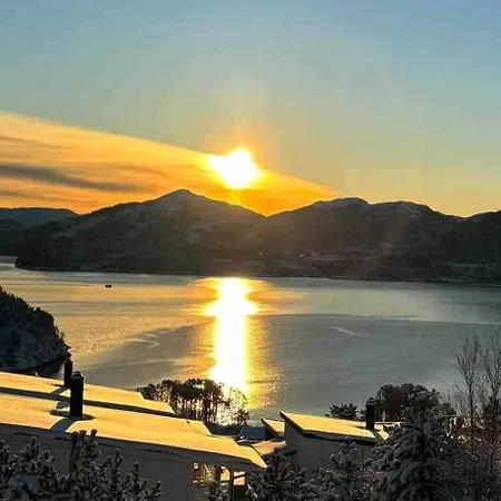 Villa House With Oceanview, 4 Bedrooms, Close To Bergen