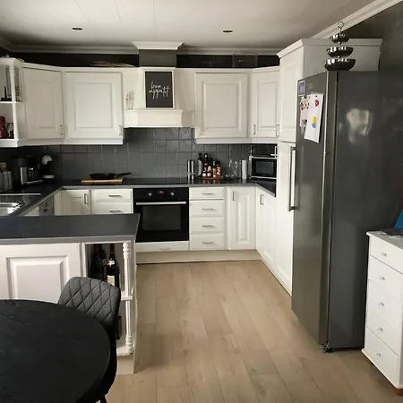 Willa House With Oceanview, 4 Bedrooms, Close To Bergen