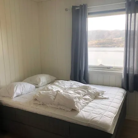 House With Oceanview, 4 Bedrooms, Close To Bergen Alversund