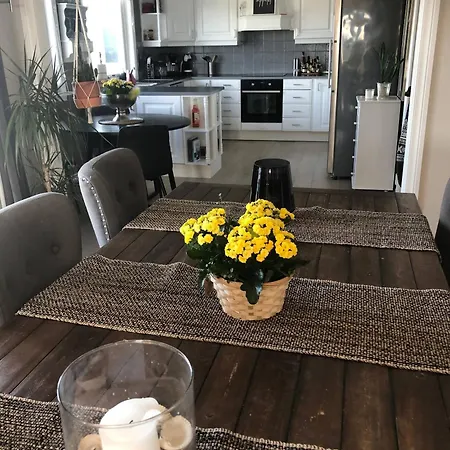 House With Oceanview, 4 Bedrooms, Close To Bergen * Alversund