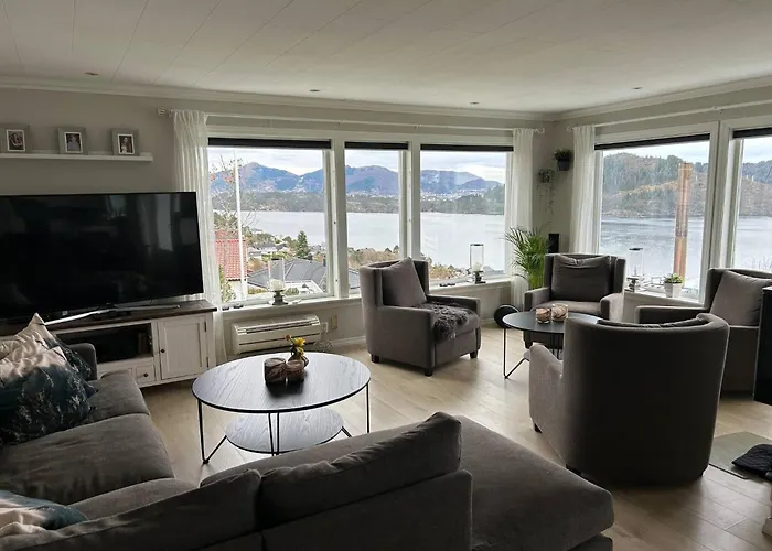 Villa House With Oceanview, 4 Bedrooms, Close To Bergen