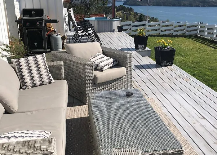 House With Oceanview, 4 Bedrooms, Close To Bergen Villa Alversund